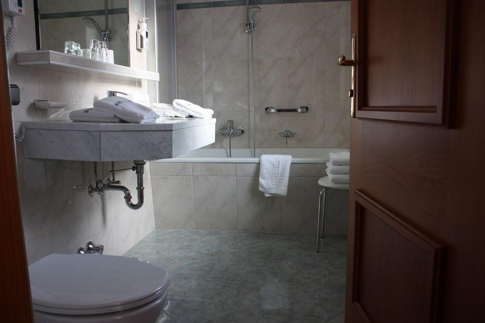 Hotel Tauernblick - Thermenhotels Gastein บาดฮอฟกัสไตน์ ภายนอก รูปภาพ